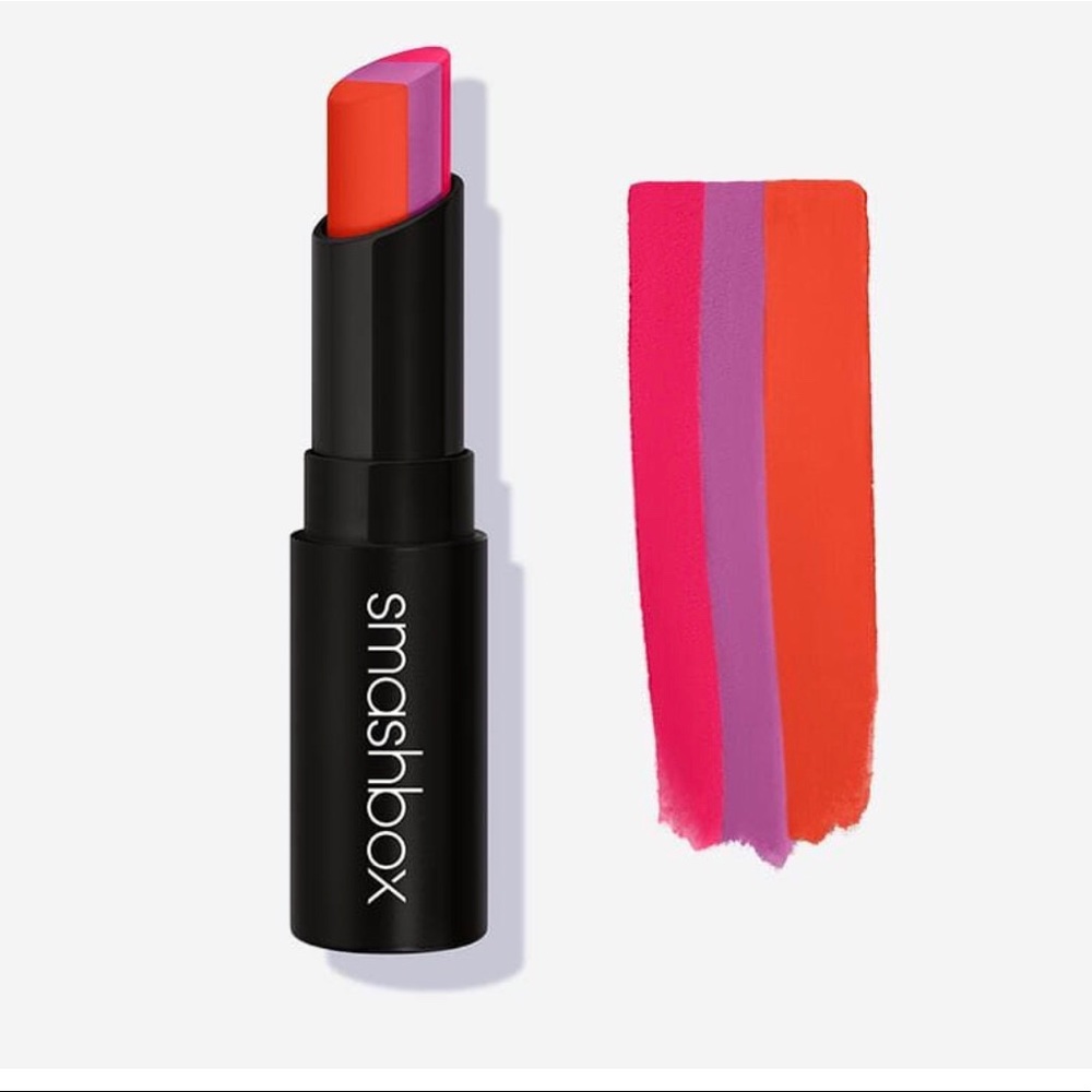 BE LEGENDARY TRIPLE TONE LIPSTICK